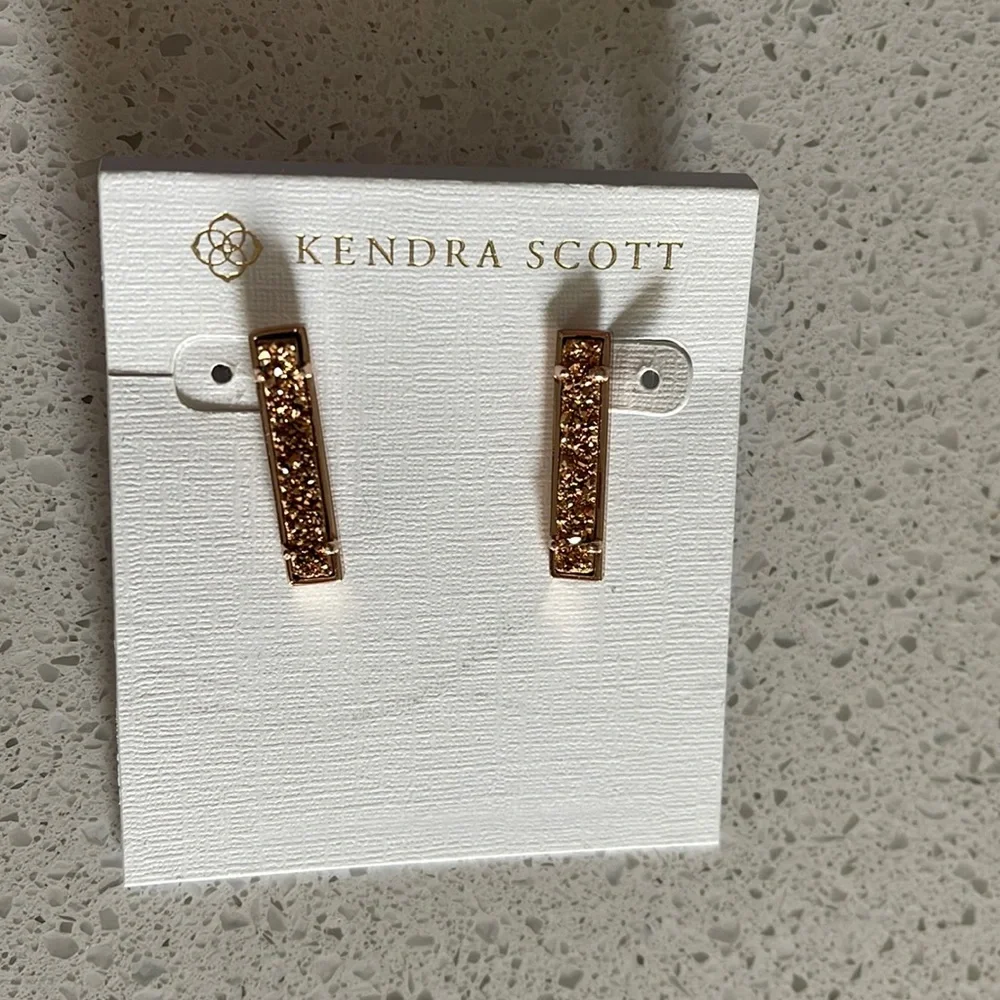 Levi bar druzy Kendra Scott earrings - Picture 1 of 3